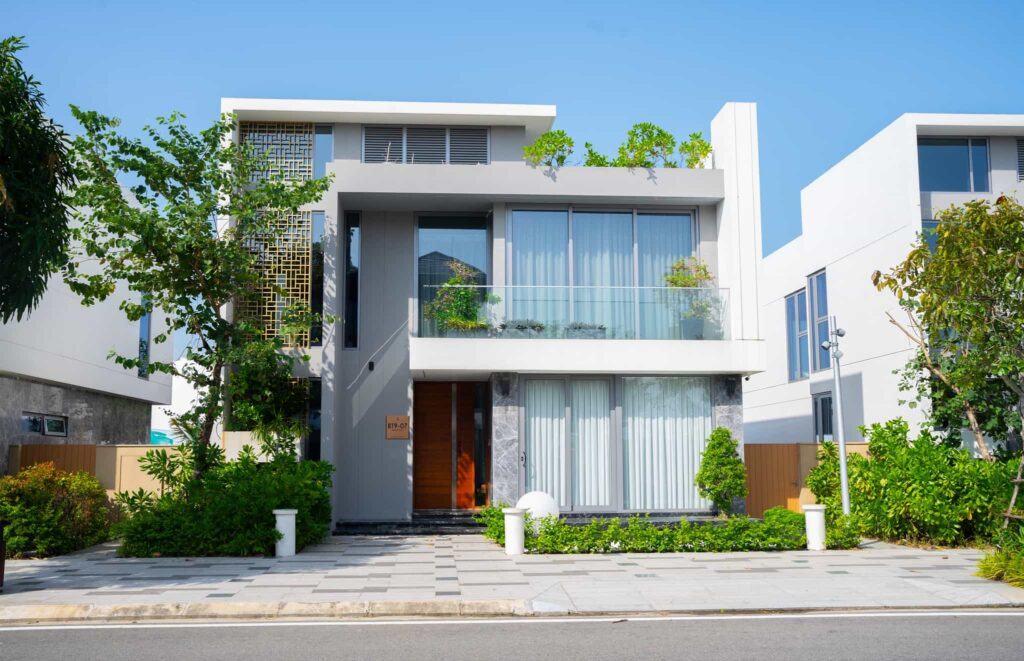 Mặt tiền ngoại thất biệt thự Regal Victoria